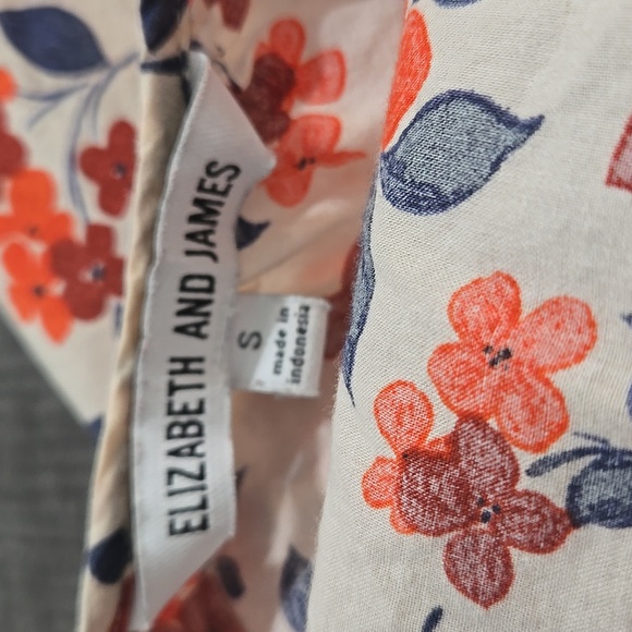 ELIZABETH AND JAMES FLORAL TUNIC. #6655 - Picture 7 of 8